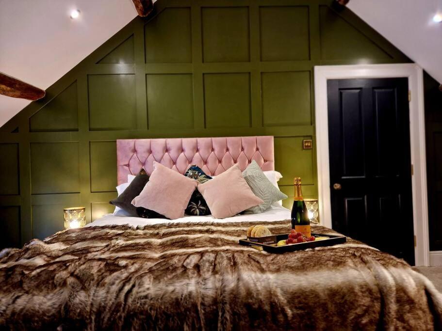 Apartment Hamilton-the Cruck Luxury Let