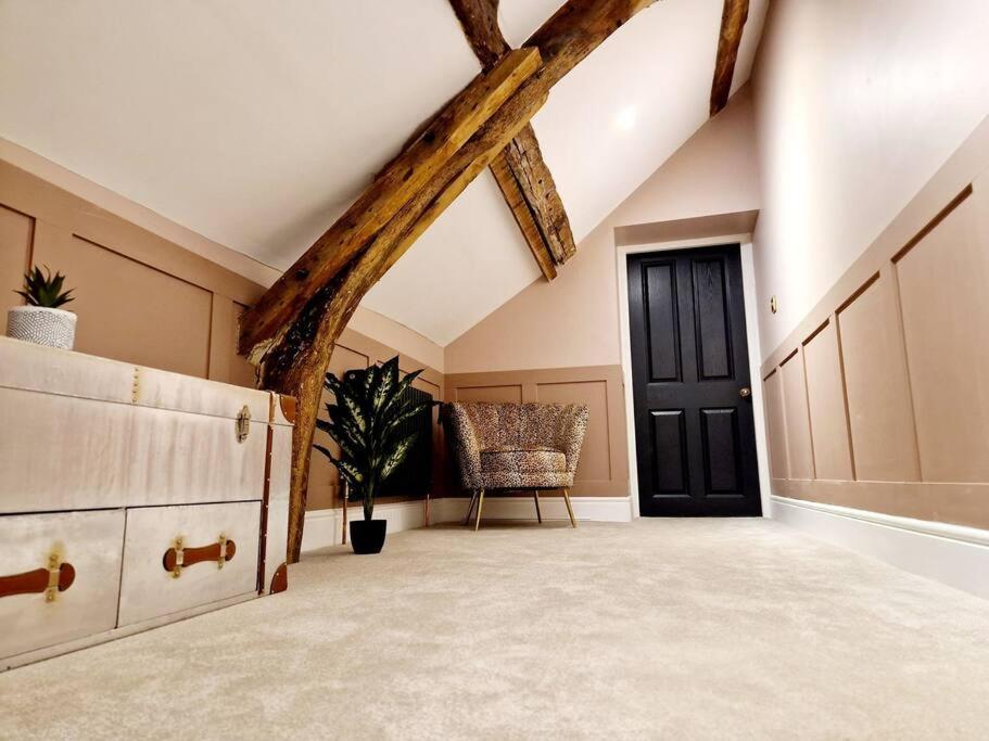 Apartment Hamilton-the Cruck Luxury Let *